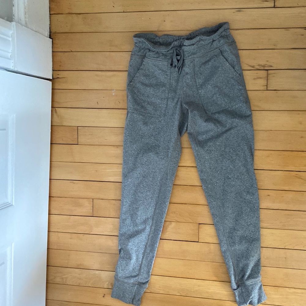 Rue 21 fuzzy lined grey leggings S